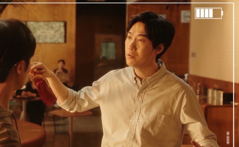 beat365官网中文：Rookie全场压制，IG三比二力克KT，率先晋级四强(图1)